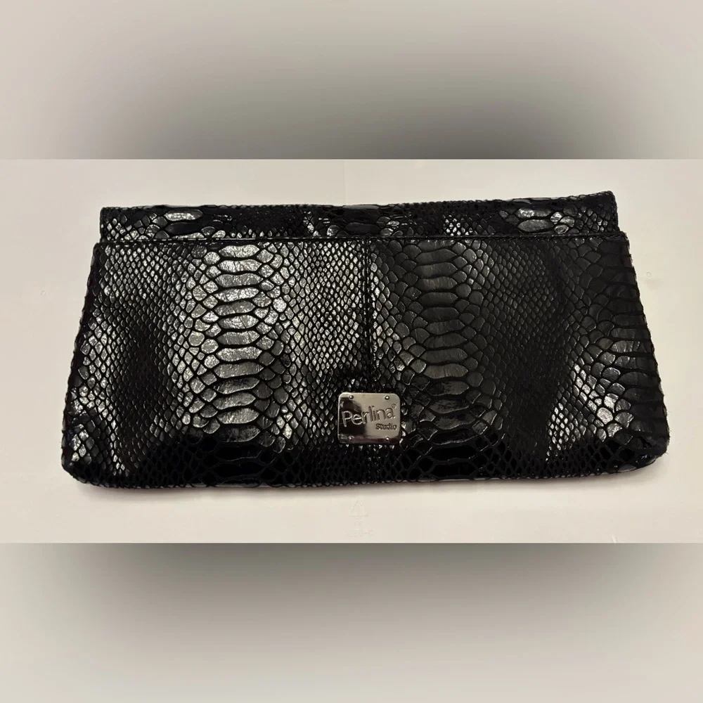 Perlina Black Snakeskin-Embossed Leather  Clutch‎ Bag